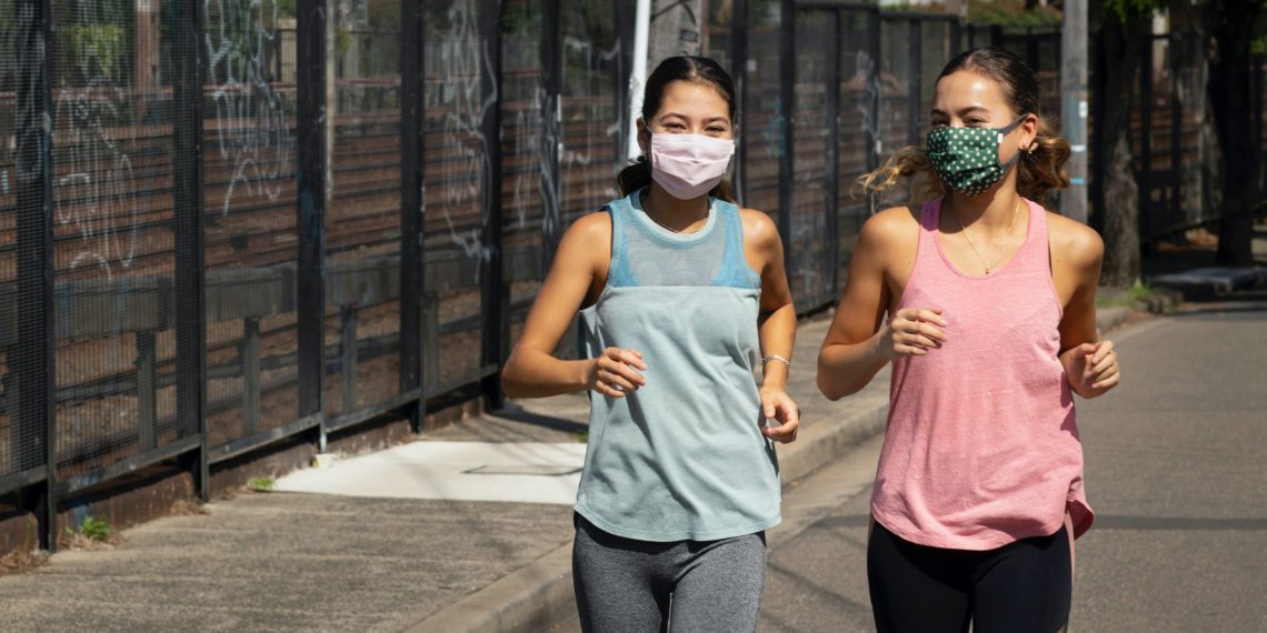 코로나19, 가계소득 그리고 건강문제